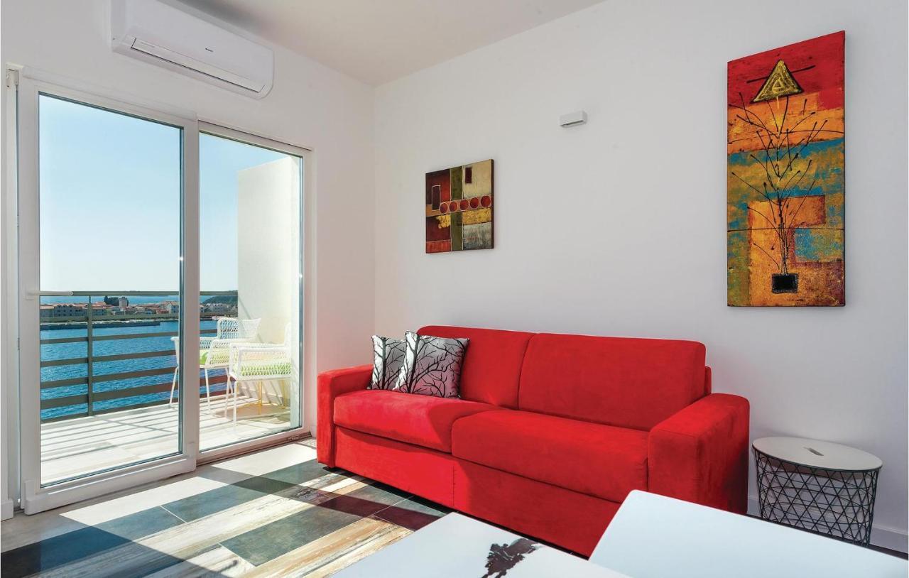 Cozy Apartment In Brodarica With Wifi Zewnętrze zdjęcie