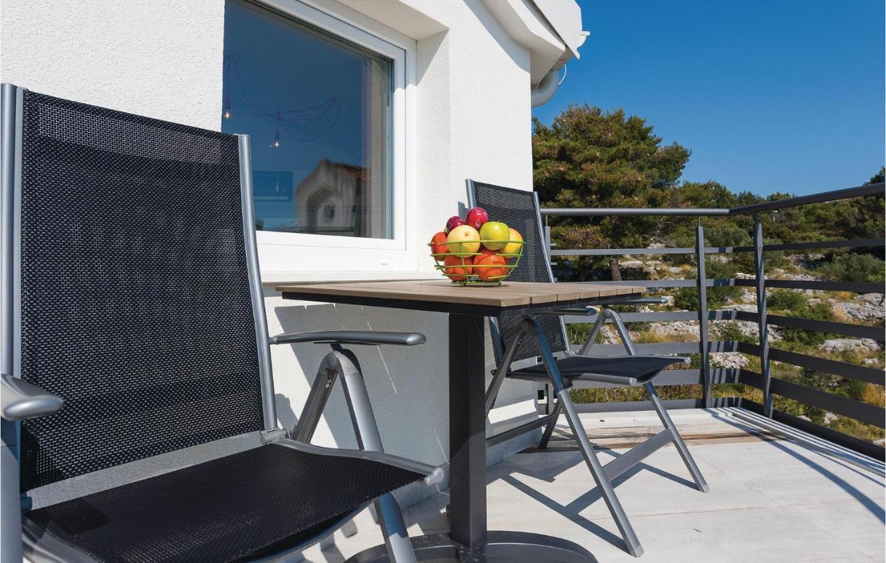 Cozy Apartment In Brodarica With Wifi Zewnętrze zdjęcie